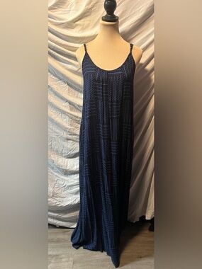 Manaola Navy/Black Print Maxi Dress
